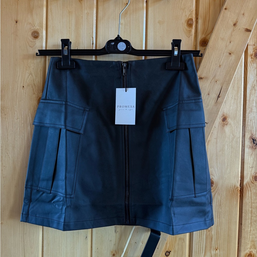 Promesa Black Faux Leather Mini Skirt size Small